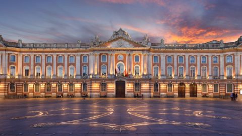 Flüge nach Toulouse