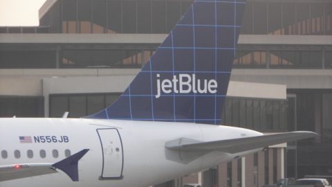 Maschine der Billigfluggesellschaft JetBlue