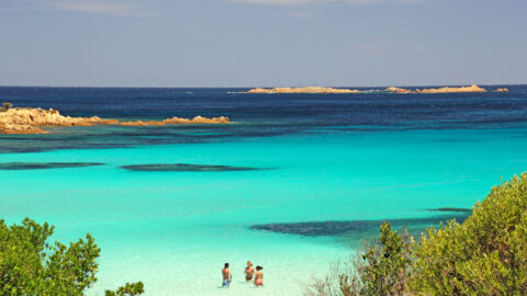 Flüge nach Sardinien