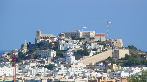 Flüge nach Ibiza