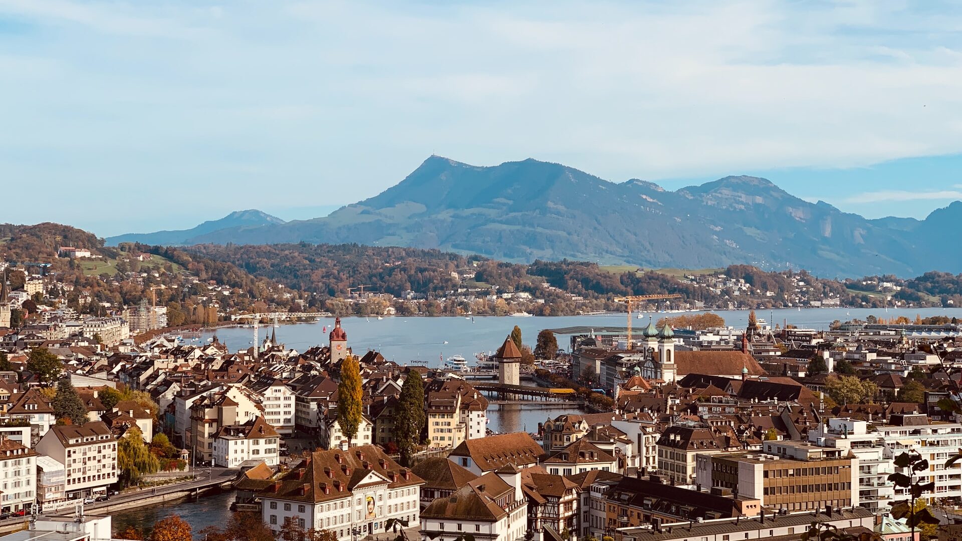 Flüge nach Luzern 