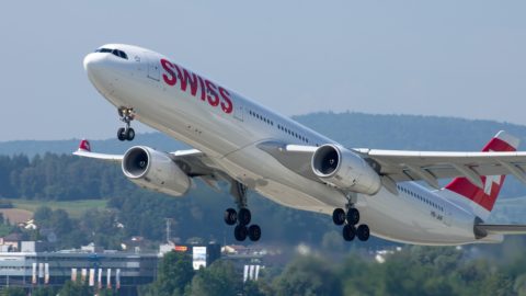Flugzeug Swiss