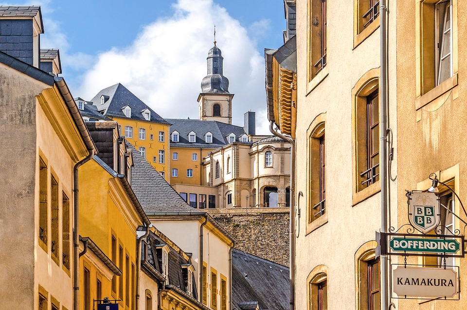 Flüge nach Esch-sur-Alzette