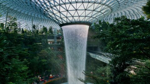 Indoor Wasserfall Changi